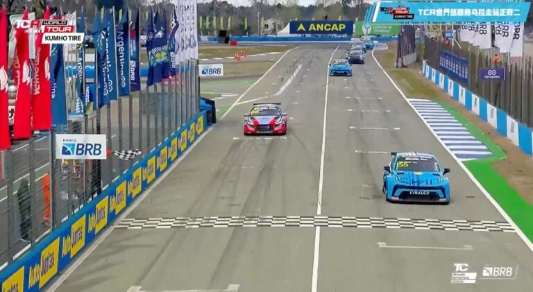 900V EV Architecture China: How Lynk & Co’s Lynk 10+ Challenges Western 800V Standards