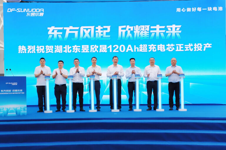 Dongfeng and Sunwoda Launch 120Ah Ultra-Fast Charging Battery: A Game-Changer in EV Technology